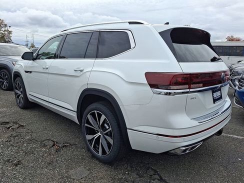 New 2026 Volkswagen Atlas SEL Premium R-Line image 3