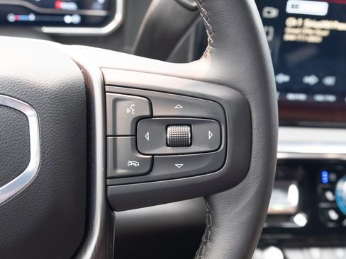 Used 2025 GMC Sierra 3500 Denali Ultimate AWD/4WD image 8