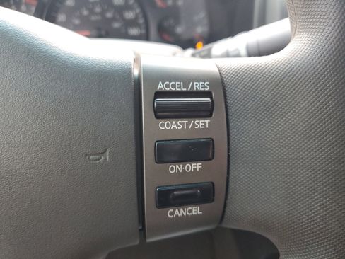 Used 2006 Nissan Titan SE image 27