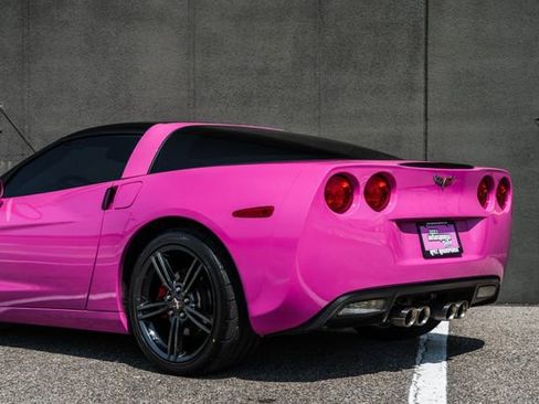 Used 2010 Chevrolet Corvette Coupe w/ 1LT image 34