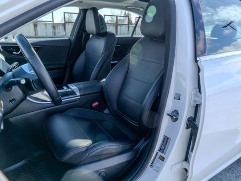 Certified 2023 Mercedes-Benz C 300 4MATIC Sedan image 19