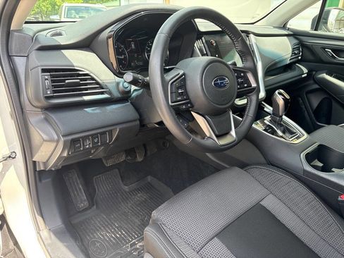 Used 2022 Subaru Outback Premium AWD/4WD image 10