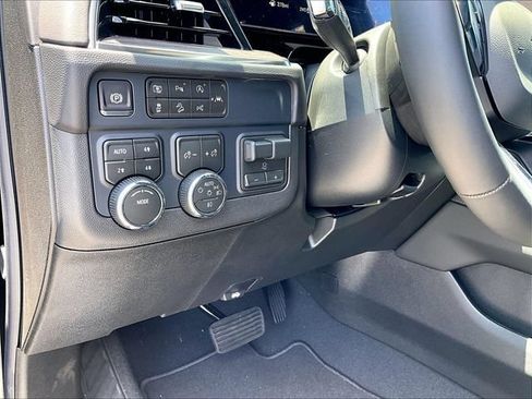New 2026 Chevrolet Tahoe Z71 w/ Comfort Package AWD/4WD image 32