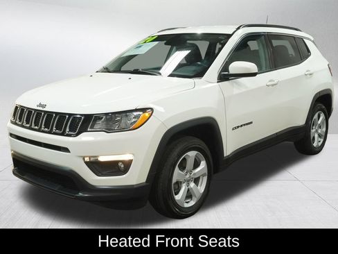 Used 2020 Jeep Compass Latitude w/ Cold Weather Group AWD/4WD image 10