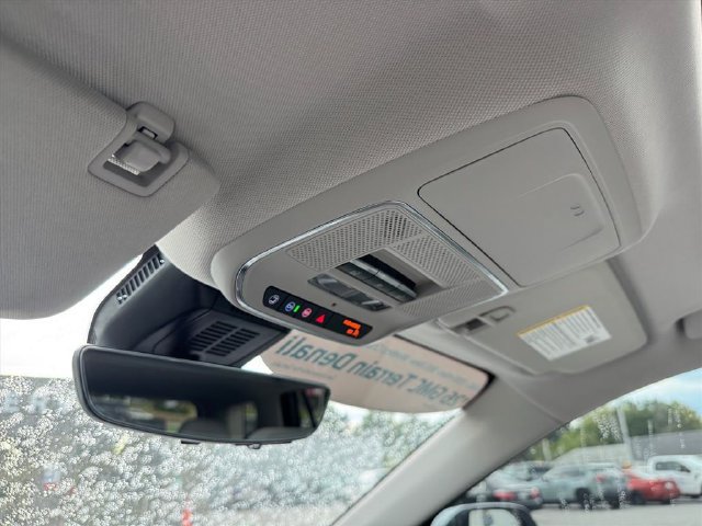 Used 2026 GMC Terrain Denali AWD/4WD image 25