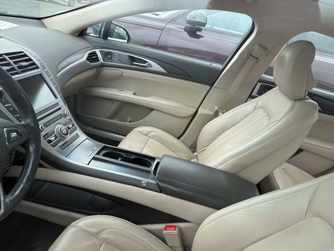 Used 2019 Lincoln MKZ Reserve image 10