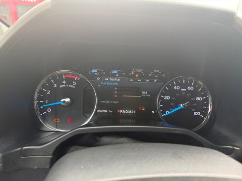 Used 2017 Ford F350 Lariat w/ Chrome Package AWD/4WD image 16