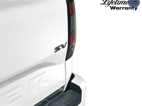 Used 2024 Nissan Frontier SV w/ SV Convenience Package RWD image 31