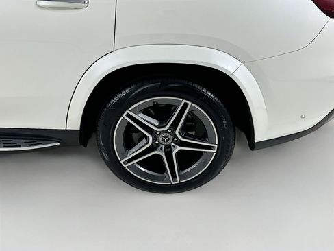 Used 2023 Mercedes-Benz GLS 450 4MATIC image 36