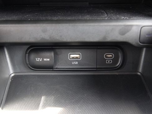 Used 2023 Kia Soul GT-Line FWD image 27