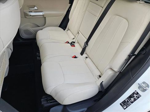 Certified 2023 Mercedes-Benz GLB 250 4MATIC image 16