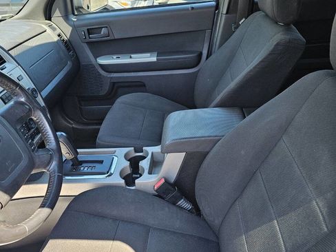 Used 2010 Ford Escape XLT AWD/4WD image 10