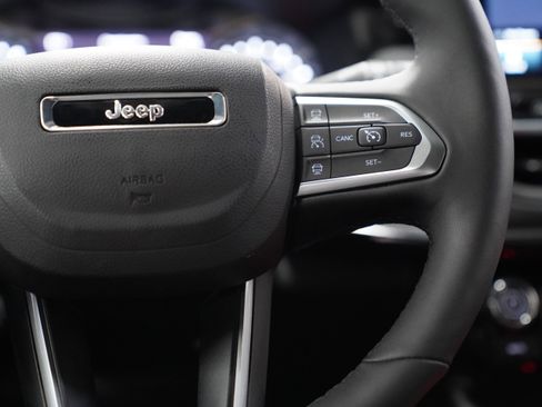 Used 2026 Jeep Compass Limited AWD/4WD image 20
