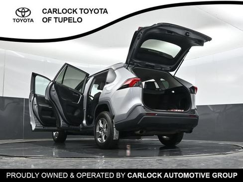 Used 2022 Toyota RAV4 XLE AWD/4WD image 49