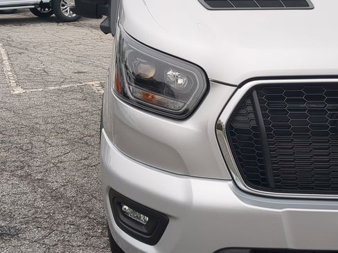 New 2026 Ford Transit 350 XLT image 8