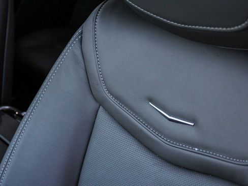 New 2025 Cadillac XT6 Sport image 25