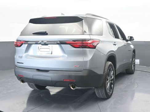 Used 2023 Chevrolet Traverse RS image 5