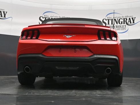 Used 2024 Ford Mustang Premium RWD image 31