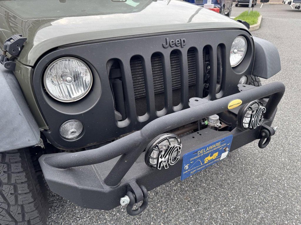 Used 2015 Jeep Wrangler Sport w/ Quick Order Package 24S AWD/4WD image 5