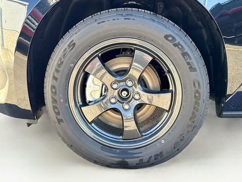 New 2026 Subaru Solterra Premium image 40