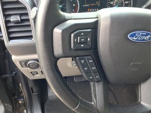 Used 2019 Ford F150 XLT w/ Equipment Group 302A Luxury AWD/4WD image 18