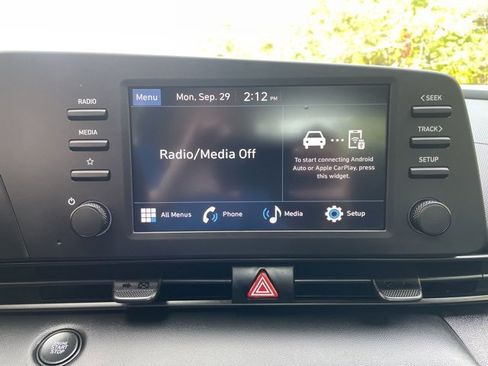 Used 2025 Hyundai Elantra Sport image 20