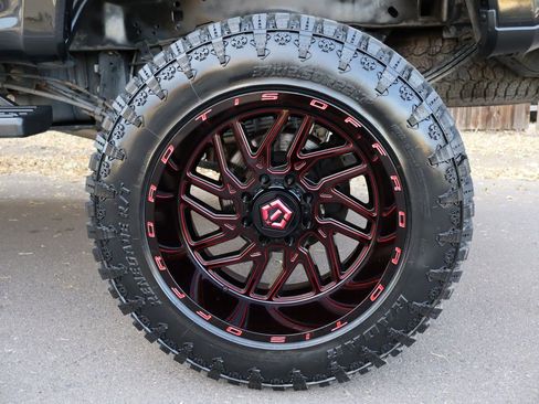 Used 2017 Ford F250 Lariat w/ Lariat Value Package image 42