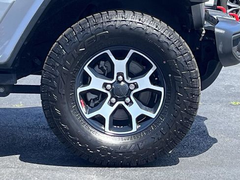 Used 2020 Jeep Wrangler Unlimited Rubicon AWD/4WD image 32
