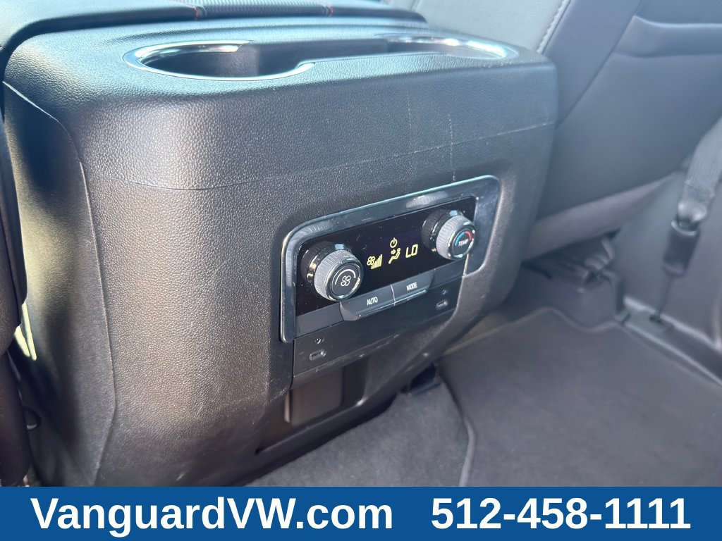 Used 2026 Chevrolet Suburban RST AWD/4WD image 25