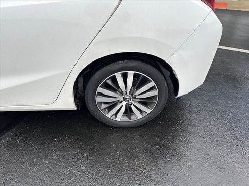 Used 2017 Honda Fit EX image 9