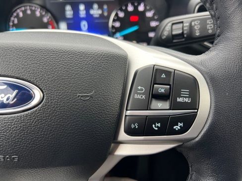 Certified 2022 Ford Explorer XLT w/ Equipment Group 202A image 18
