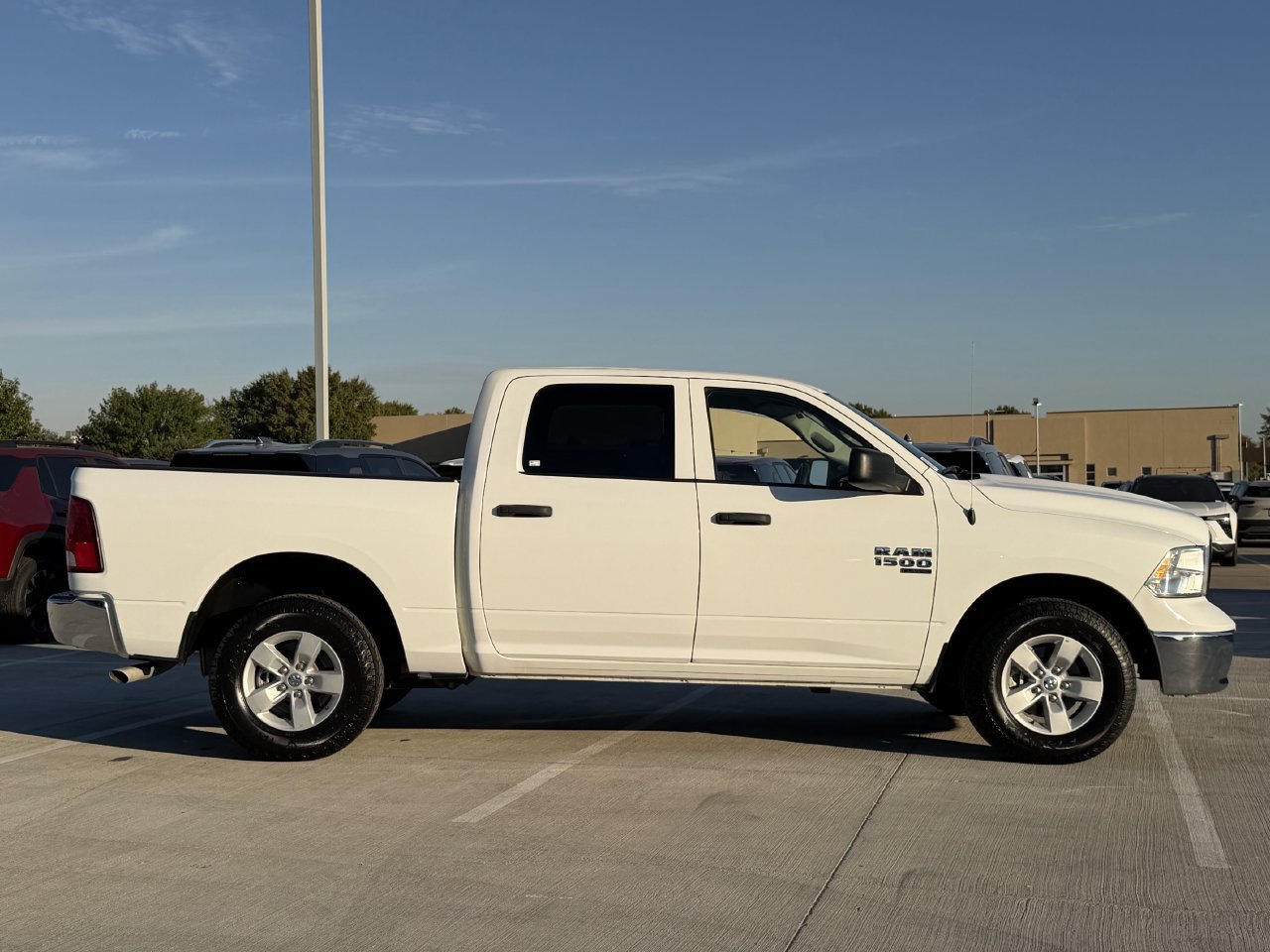 Used 2023 RAM 1500 Classic SLT w/ Electronics Group AWD/4WD image 3