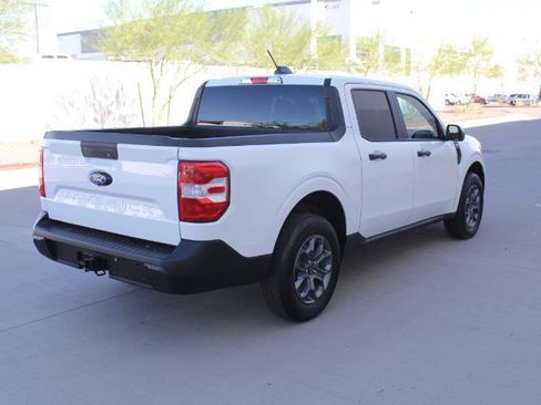 Used 2025 Ford Maverick XLT FWD image 5