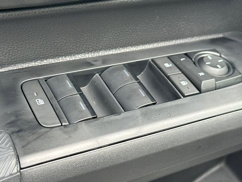 New 2025 Toyota Tacoma SR5 image 12