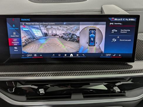 Used 2024 BMW X6 M60i w/ Dynamic Handling Package image 25