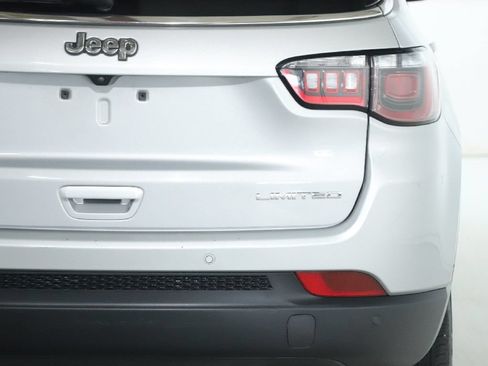 Used 2025 Jeep Compass Limited AWD/4WD image 44