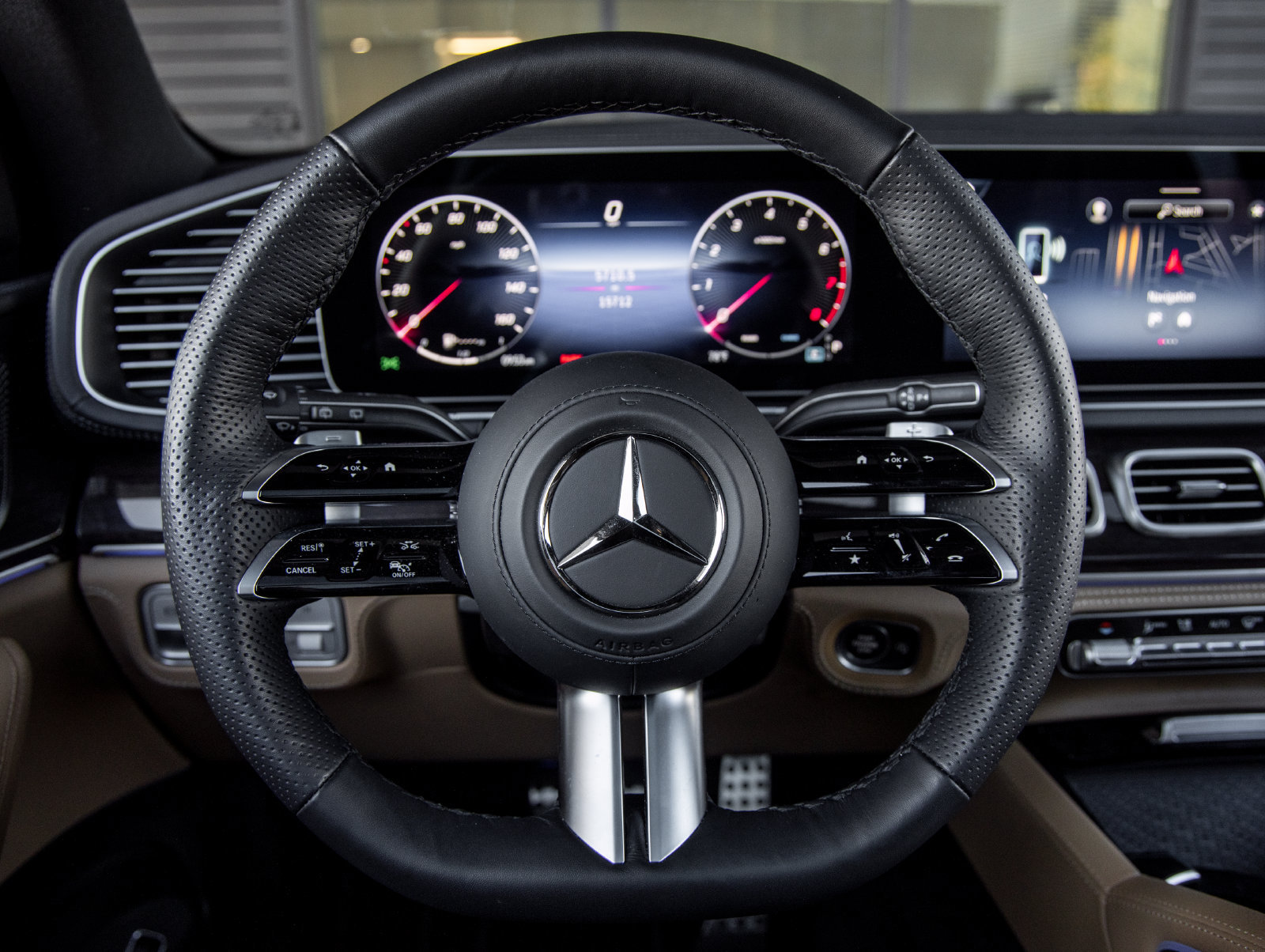 Used 2026 Mercedes-Benz GLS 450 4MATIC image 30