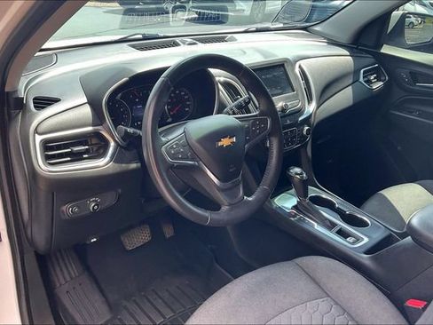 Used 2019 Chevrolet Equinox LT FWD image 14