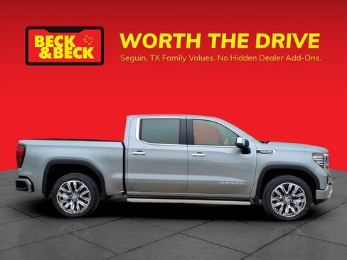 New 2026 GMC Sierra 1500 Denali w/ Denali Reserve Package image 4