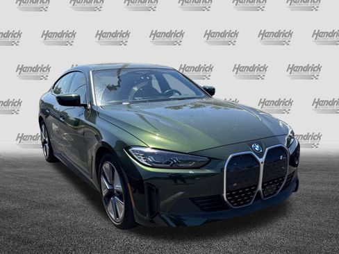 Used 2023 BMW i4 eDrive40 RWD image 2