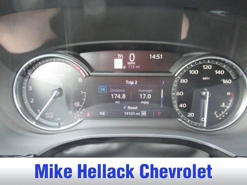 Used 2025 Cadillac XT5 Premium Luxury image 7