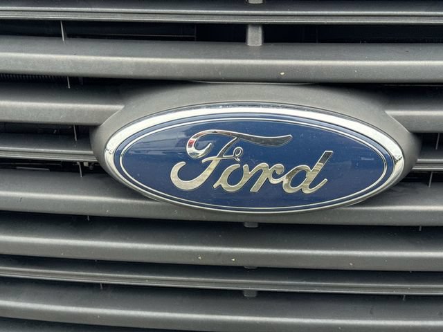 Used 2018 Ford Transit 250 148 Low Roof RWD image 26