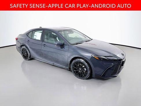 New 2026 Toyota Camry SE image 1