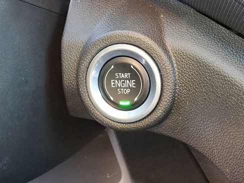 Used 2023 Chevrolet TrailBlazer RS image 30