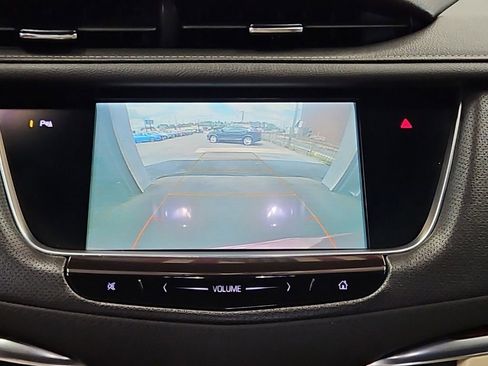 Used 2019 Cadillac XT5 Luxury AWD/4WD image 17