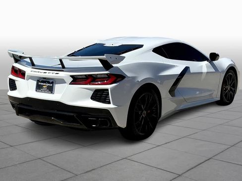 Used 2025 Chevrolet Corvette Stingray Coupe w/ 1LT image 12