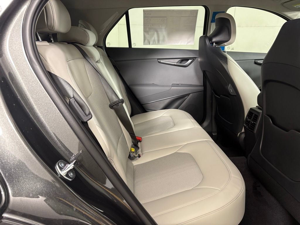 New 2026 Kia Niro EX FWD image 16