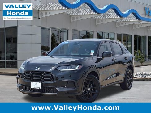 Used 2024 Honda HR-V Sport image 1