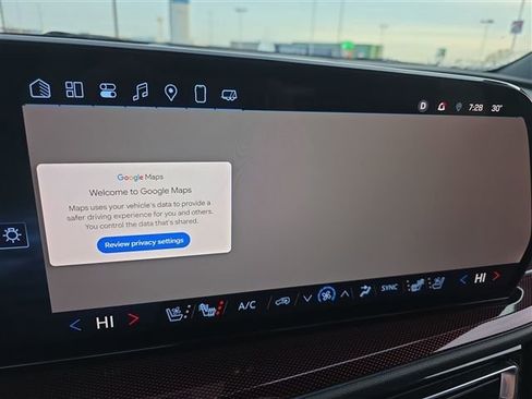 Used 2024 Chevrolet Traverse RS w/ LPO, Floor Liner Package image 33