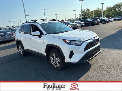 Used 2025 Toyota RAV4 XLE w/ Convenience Package AWD/4WD image 2